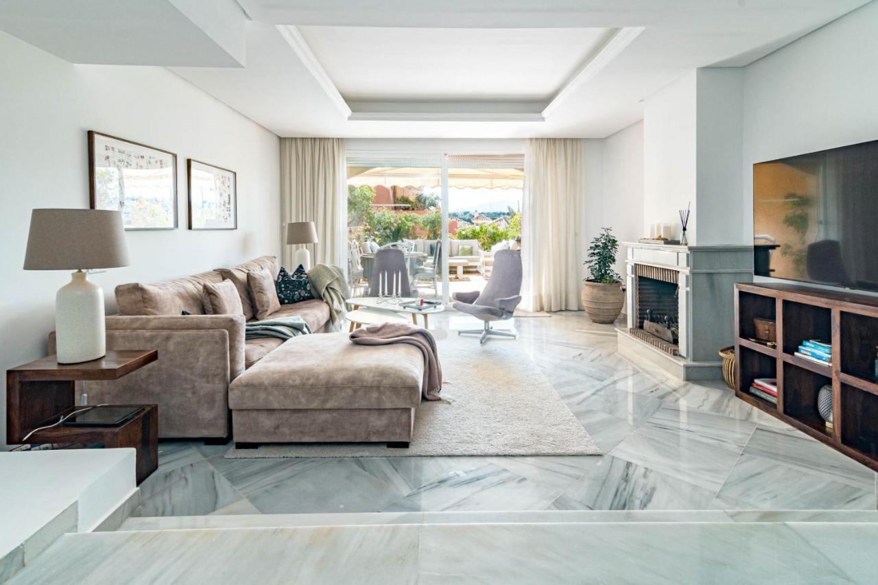 Tropical Palmy 3 Bedroom Townhouse In Nueva Andalucia Close To Puerto Banus *