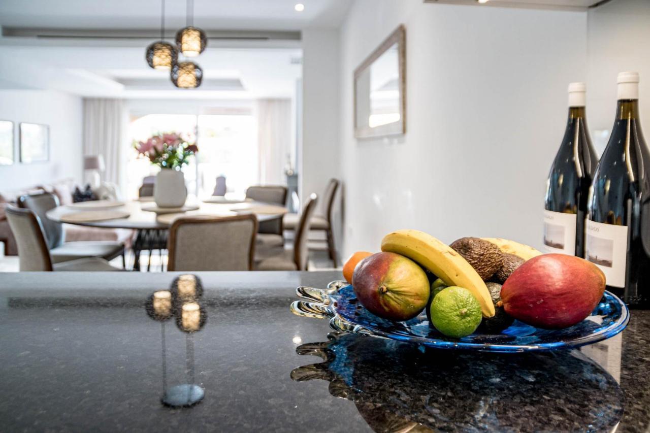Сasa de vacaciones Tropical Palmy 3 Bedroom Townhouse In Nueva Andalucia Close To Puerto Banus