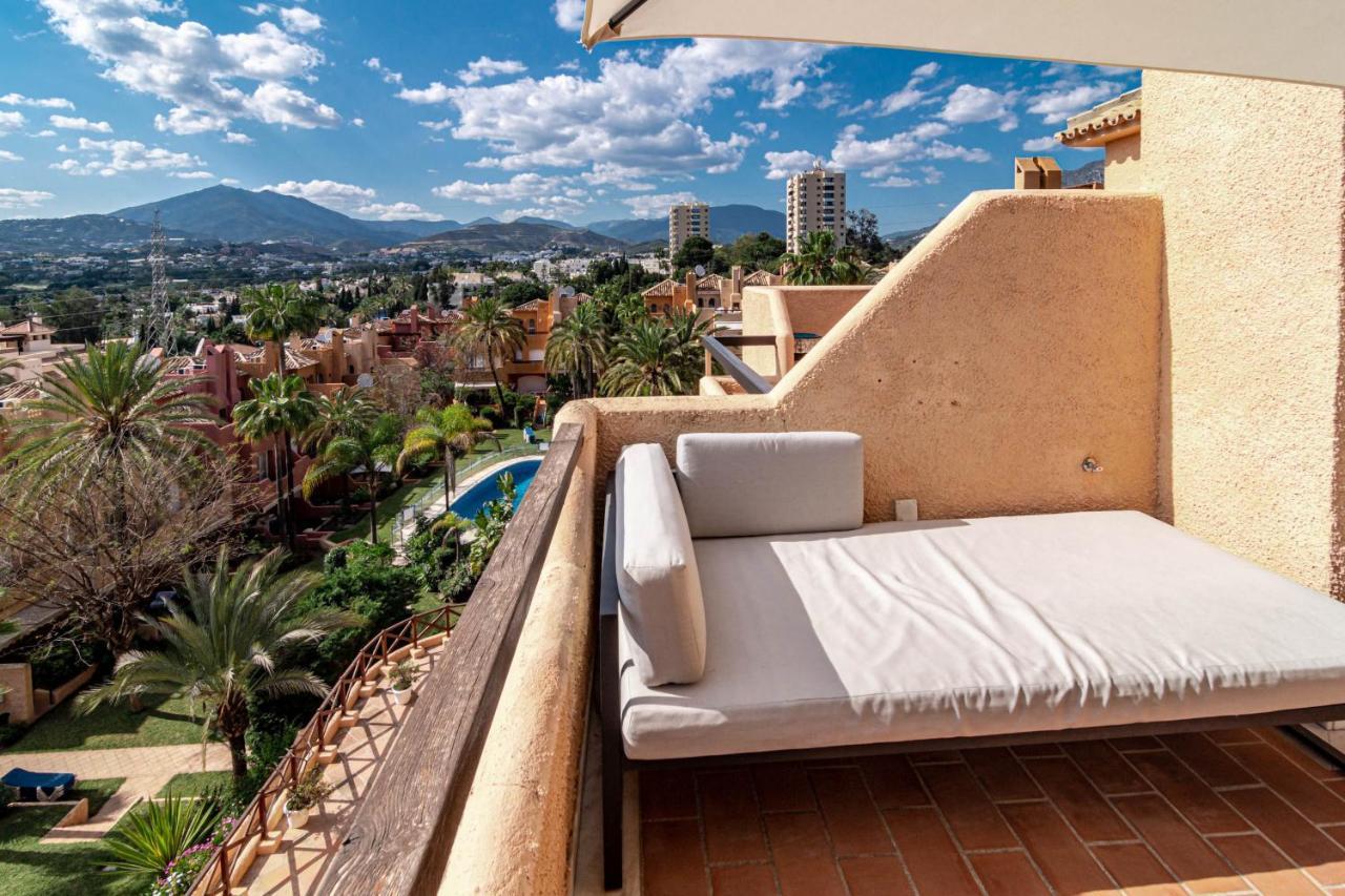 Сasa de vacaciones Tropical Palmy 3 Bedroom Townhouse In Nueva Andalucia Close To Puerto Banus